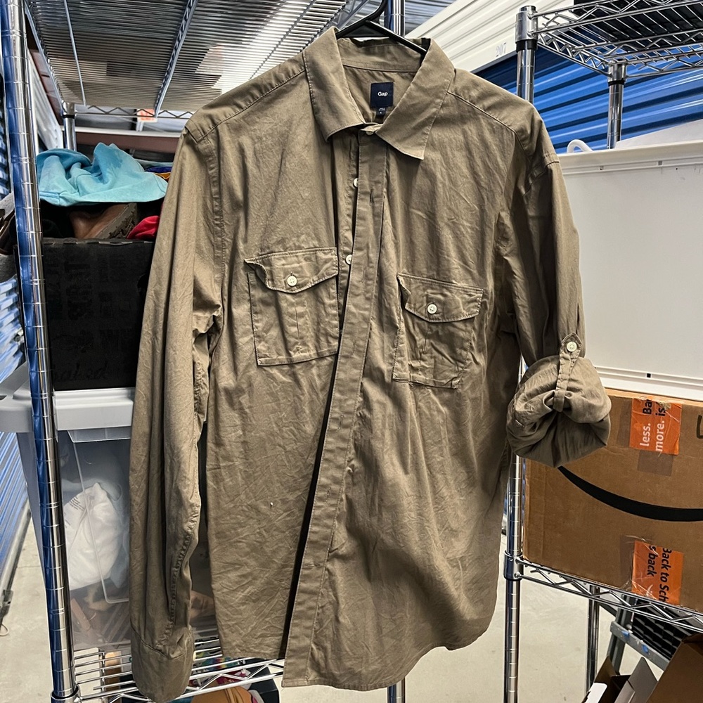 Long Sleeve Gap Mens Shirt With Sleeves That Button Up Size Large